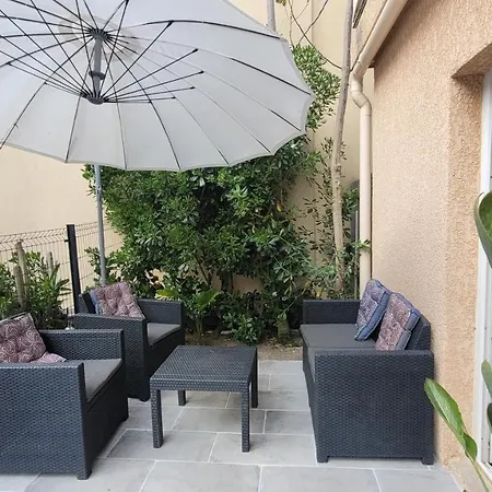 Situé à 20 Metres De La D Agosta Porticcio