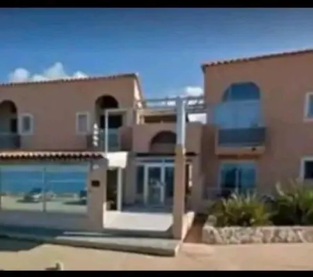 Situé à 20 Metres De La D Agosta Porticcio Apartamento