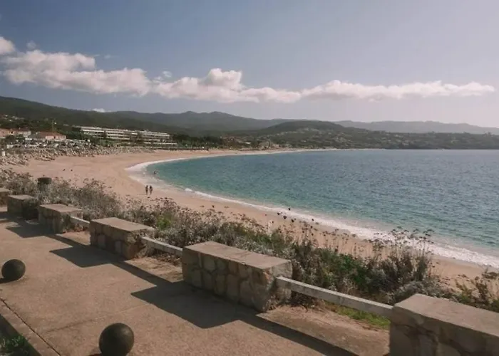 Appartement Situé à 20 Metres De La D Agosta Porticcio Albitreccia