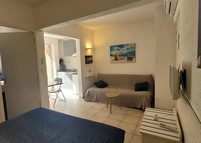 Situé à 20 Metres De La D Agosta Porticcio *