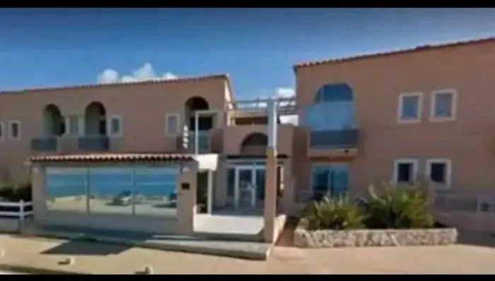 Situé à 20 Metres De La D Agosta Porticcio Appartement